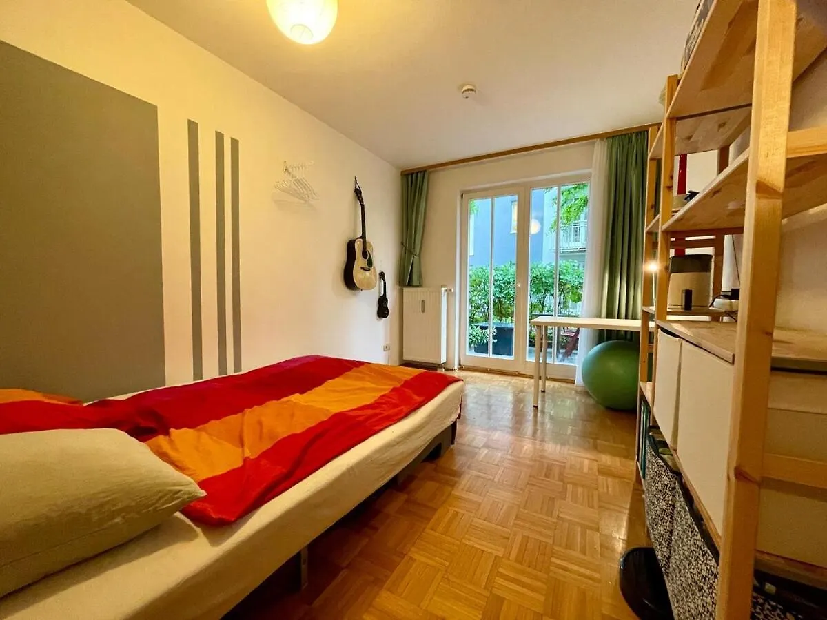 Cozy, Well Located Room München 0*,  Deutschland
